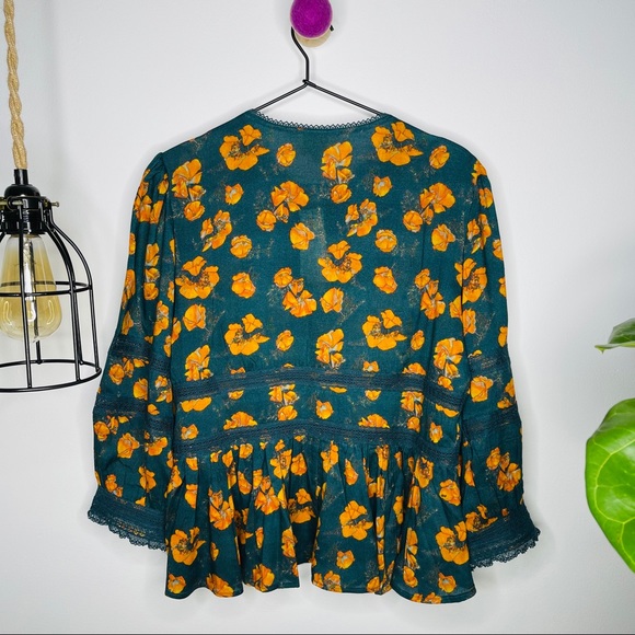 NWT Love the Label - Soraya Buttondown Blouse Top M - Picture 3 of 12